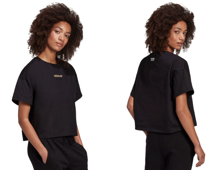 Ropa y moda cómoda para mujeres; chica morena de cabello chino usando playera casual negra con estampado dorado de Adidas, pants