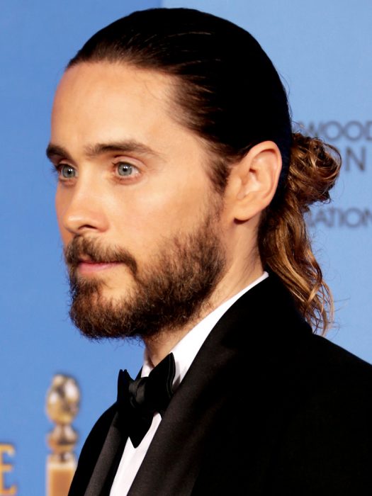 Jared Leto con bun