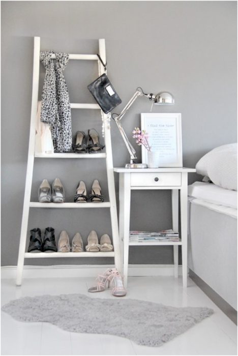 Escalera para organizar tus zapatos y accesorios 