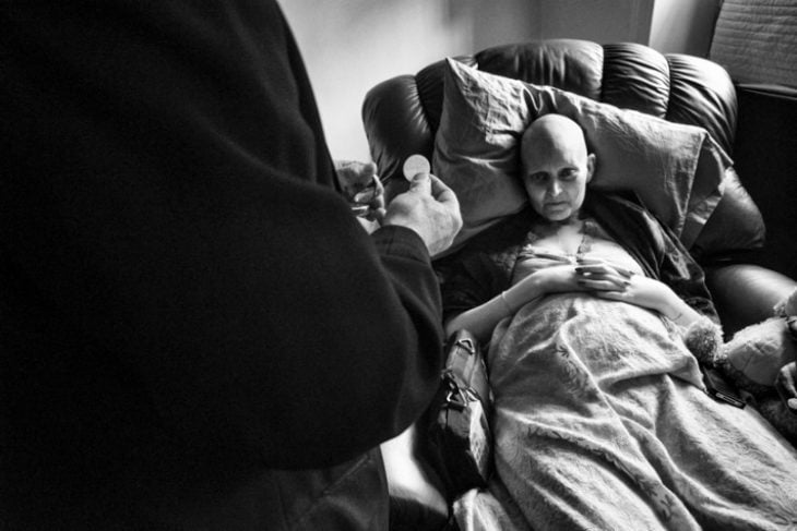 fotografo retrata a su esposa con cancer hasta que muere (17)