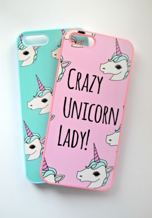 Funda para celular unicornio rosa y verde