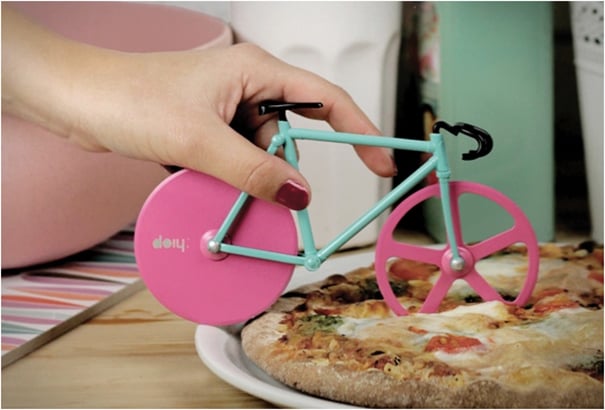 cortador de pizza en forma de bicicleta 