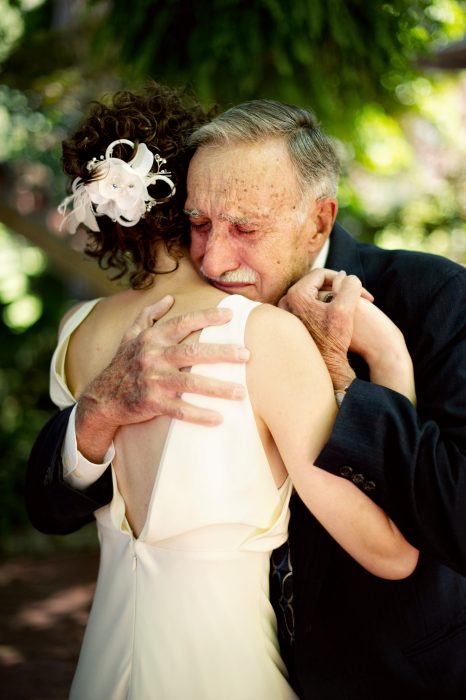 padre y su hija el día de su boda 