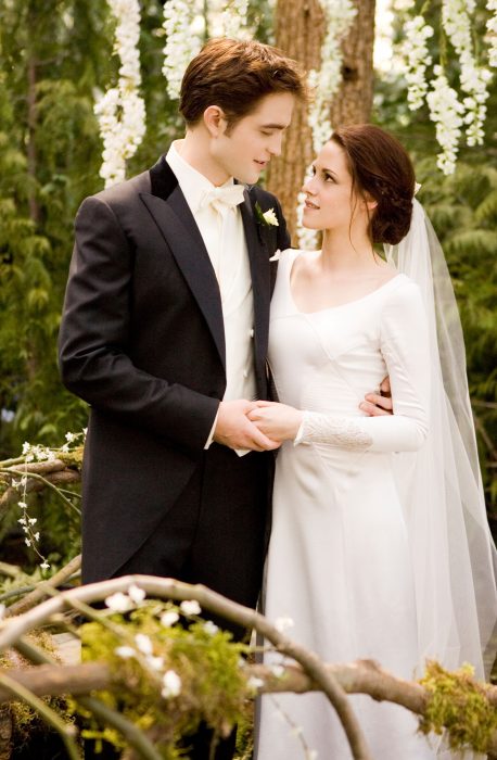 Escena de la película amanecer parte 1 boda de bella y edward 