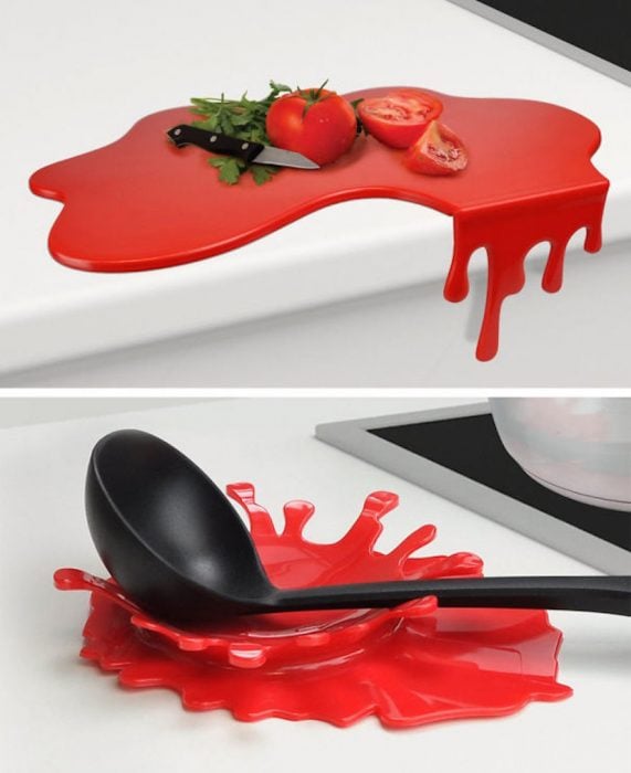 tabla y soporte para cuchara con un diseño creativo en forma de salpicadura de comida 