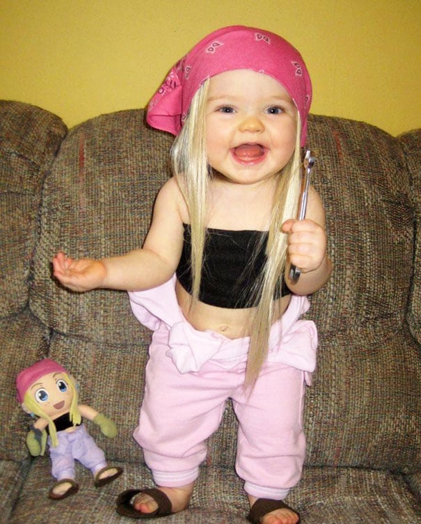 muñeca igual a la niña