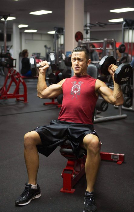 Escena en el gym de la película don jon 