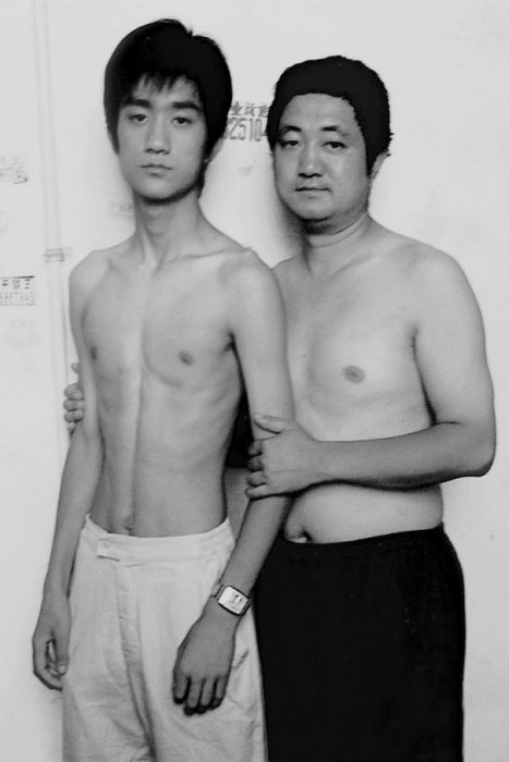 Padre e hijo misma foto 29 años (19)