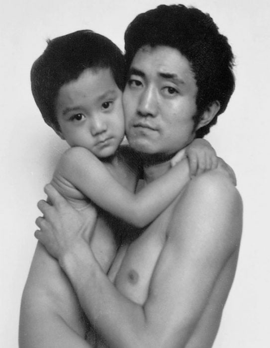 Padre e hijo misma foto 29 años (4)