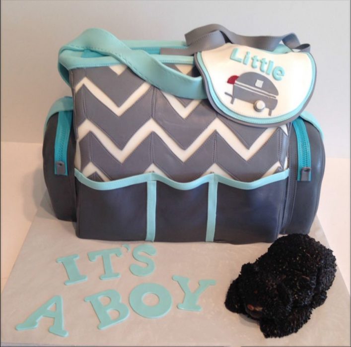 Pastel de una mochila para guardar cosas del bebe 