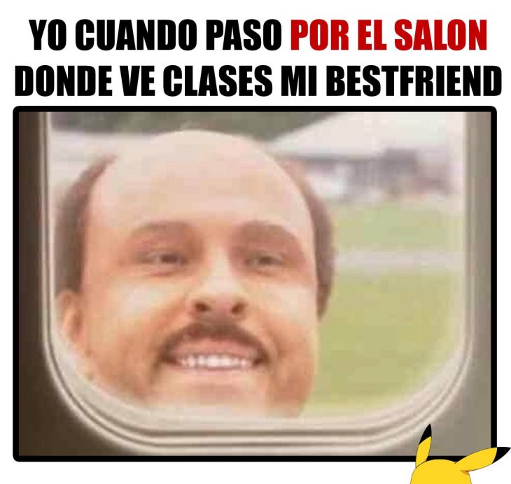 Meme de cuando pasas por el salón de tu mejor amiga 