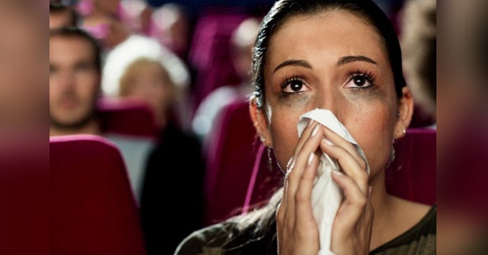 Las personas que lloran durante una película no son débiles, son emocionalmente fuertes