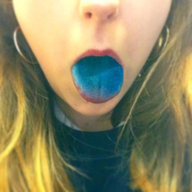La lengua azul de Millie Brierley.