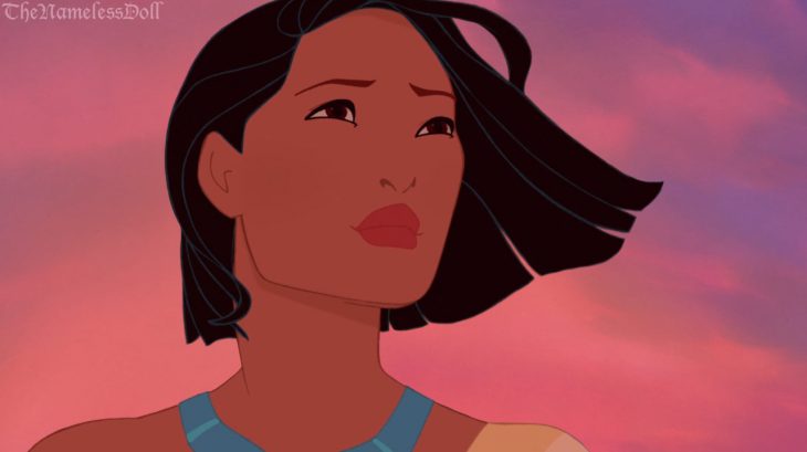 Princesa pocahontas con el cabello corto 