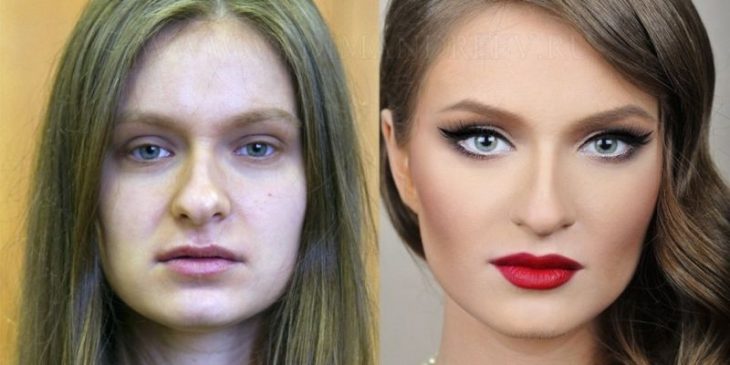 Chica rubia antes y después de aplicarse maquillaje en el rostro 