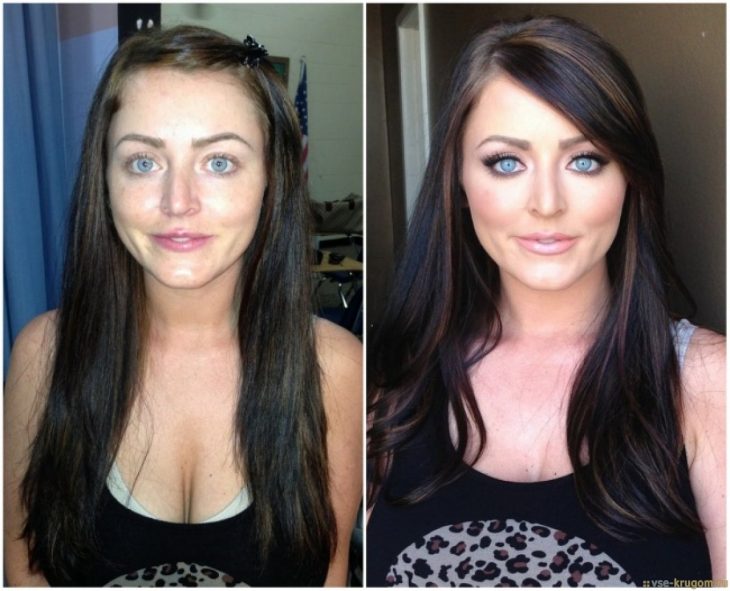 Chica de cabello negro mostrando el antes y después del maquillaje en su rostro 