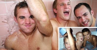 Tres hermanos recrean fotos viejas para hacerle un calendario épico a su mamá