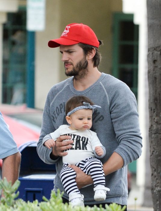 Ashton Kutcher y su hija