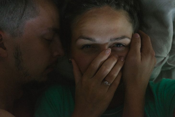 Fotógrafa tomo las fotos de su propia boda durmiendo junto a su esposo 