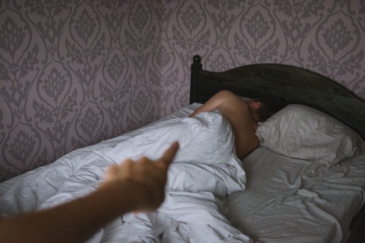 Fotógrafa tomo las fotos de su propia boda despertando a su esposo 