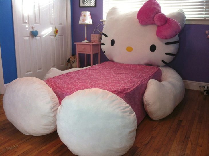 Cama de Hello Kitty