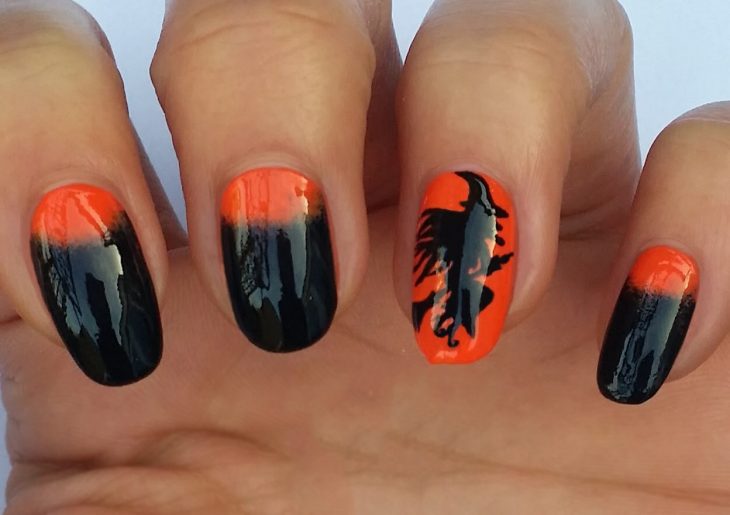 Diseño de uñas para halloween de bruja 