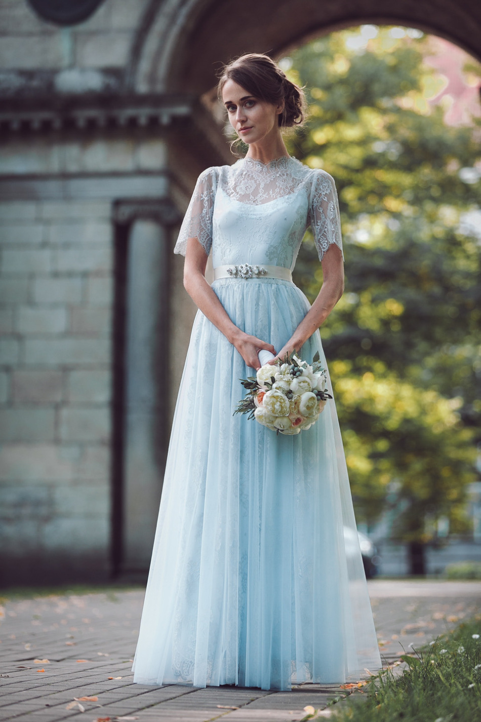 25 Novias que no usaron un vestido blanco el día de su boda 25 Novias que no usaron un vestido blanco el día de su boda