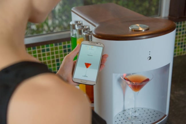 maquina para preparar bebidas con la aplicación del celular 