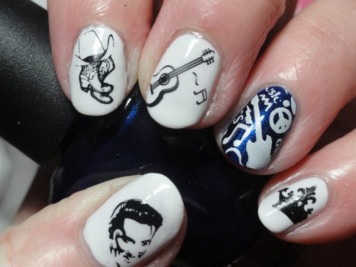 arte en uñas Elvis Presley