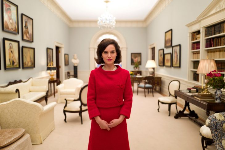 Natalie Portman como jackie Kennedi