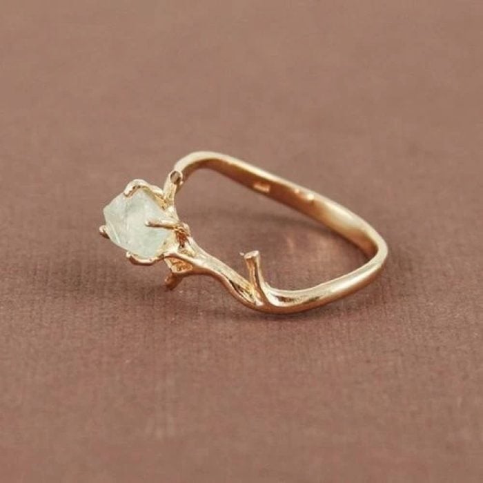 anillo minimalista rústico