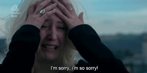 GIF chica diciendo sorry sorry 