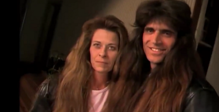 Tim y Wendy con cabello estilo 80s