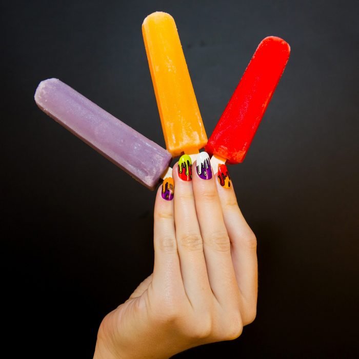 Uñas inspiradas en postres de paletas de hielo