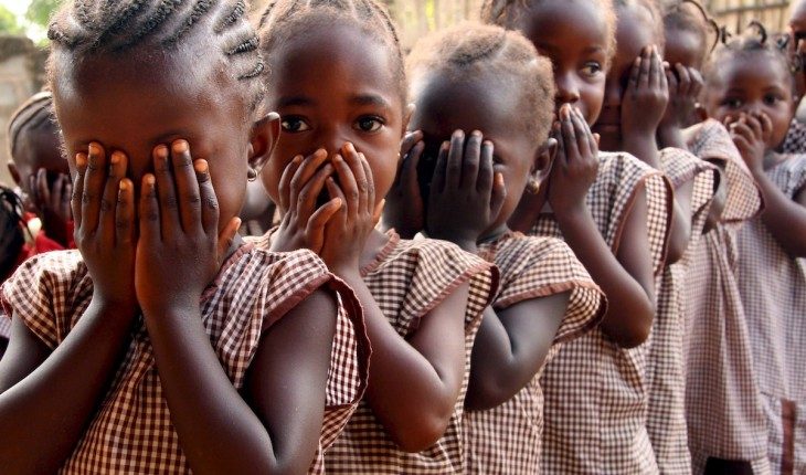 niñas africanas ablación femenina