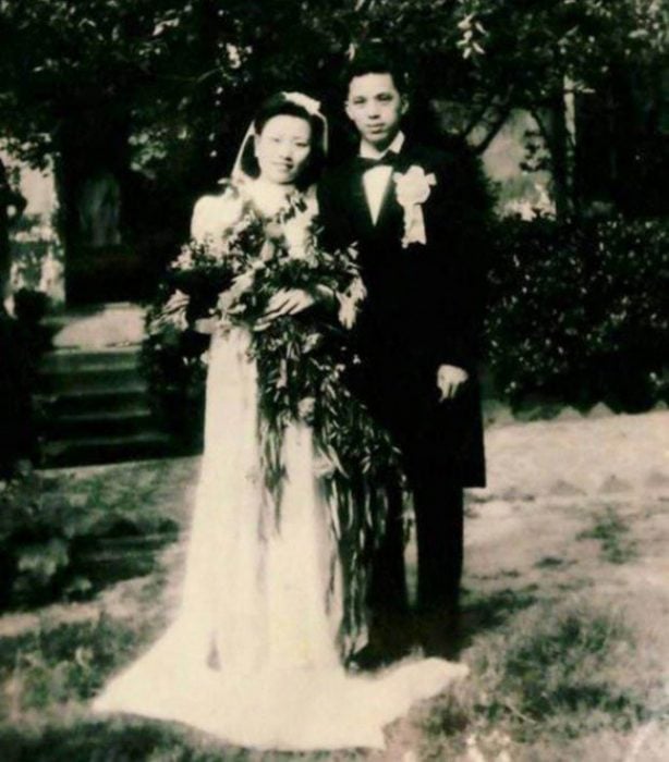 Cao Yuehua y Wang Deyi cuando se casaron 1945