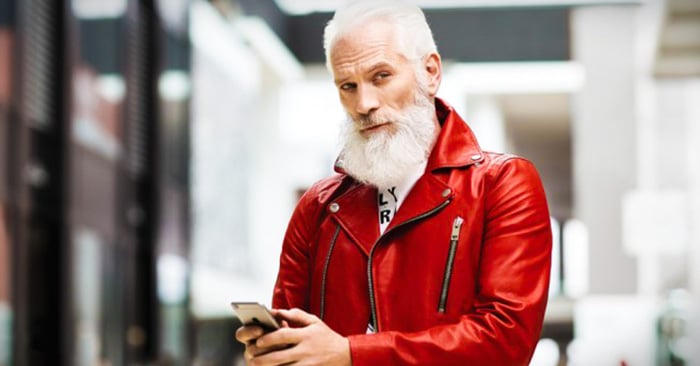 , un centro comercial ubicado en Toronto, Canadá, ha decidido crear a un Santa un poco ‘lumbersexual’ y muy, muy fashion