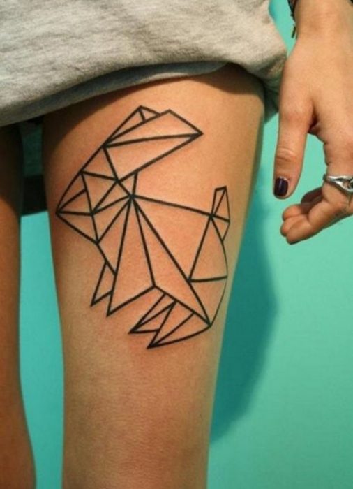 Tatuaje conejo minimalista 