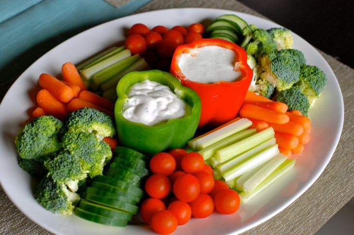 Dips en pimientos y verduras 