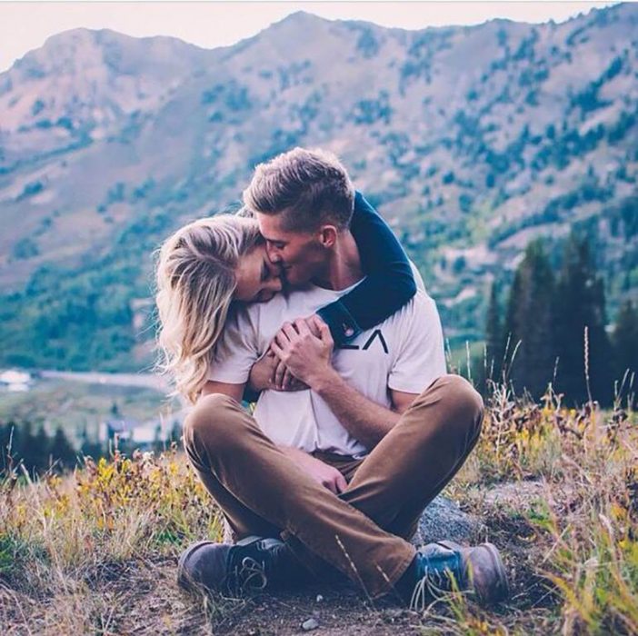 pareja en el campo