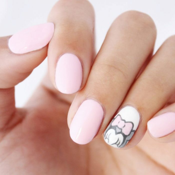 11 Tipos de formas de uñas que existen. Uña en forma de round 