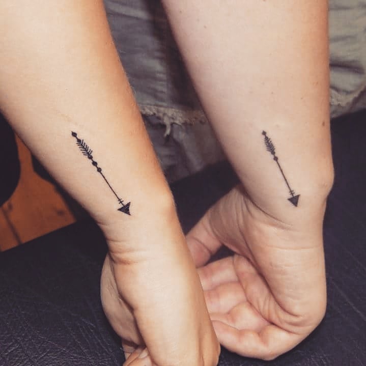 25 diseños de tatuajes pequeños para mejores amigas