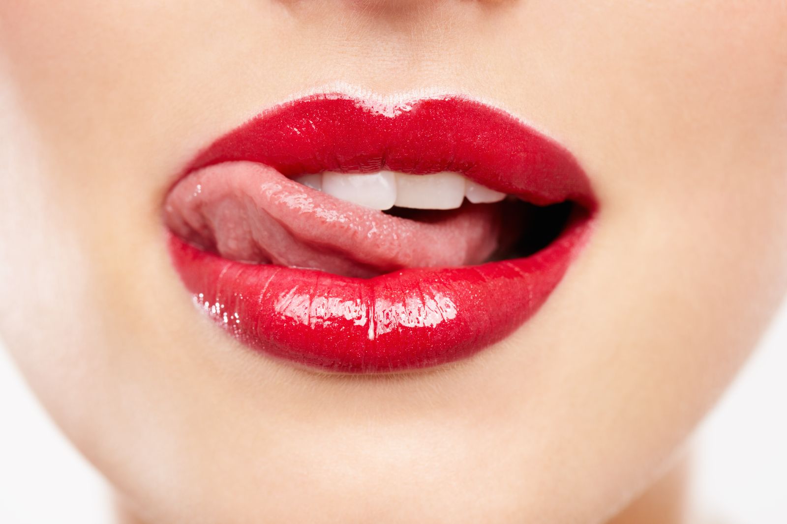 labios rojos.