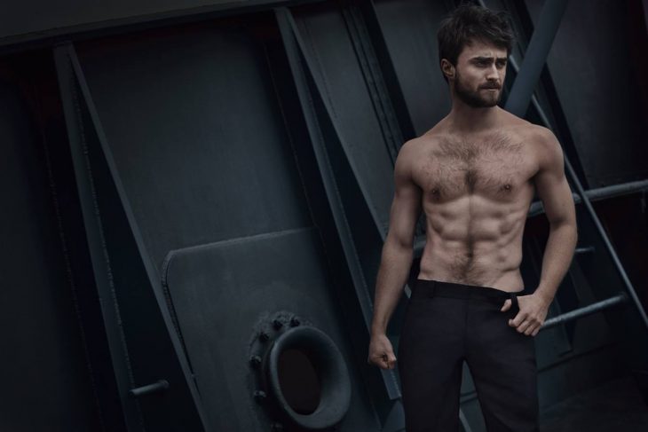 Daniel Radcliffe sin camisa 