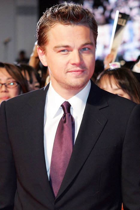 Leonardo DiCaprio en la alfombra roja de una película en 2007