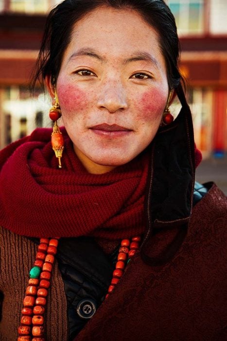 mujer china fotografiada por Mihaela Noroc