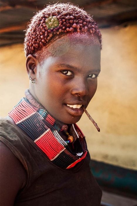 mujer de Etiopía fotografiada por Mihaela Noroc