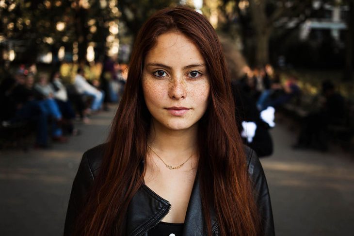 mujer de Colombia fotografiada por Mihaela Noroc