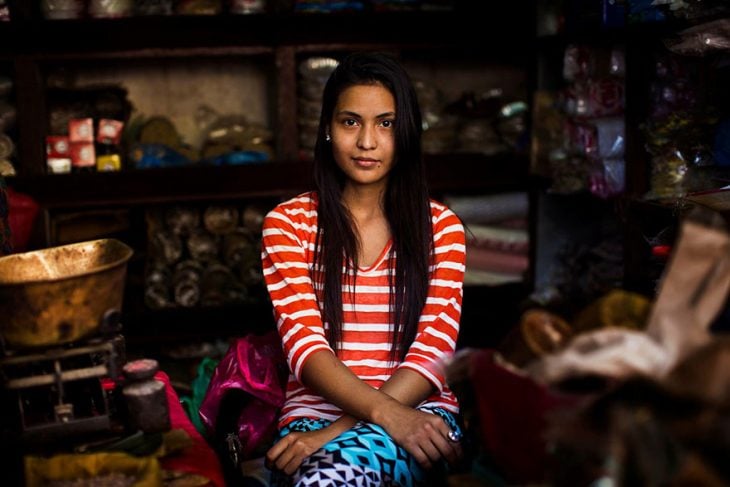 mujer de Nepal fotografiada por Mihaela Noroc