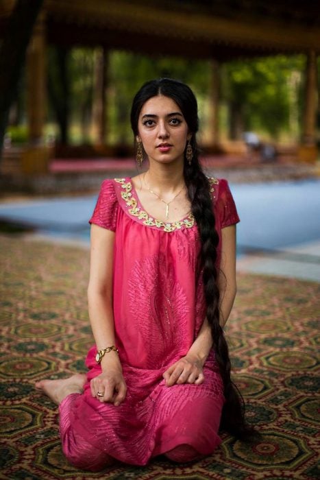 mujer de Tajikistán fotografiada por Mihaela Noroc